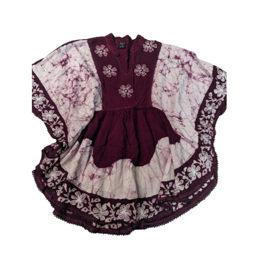 Kirat‎ Plus Women Burgundy Batik Floral Embroidered Rayon Kaftan Dress